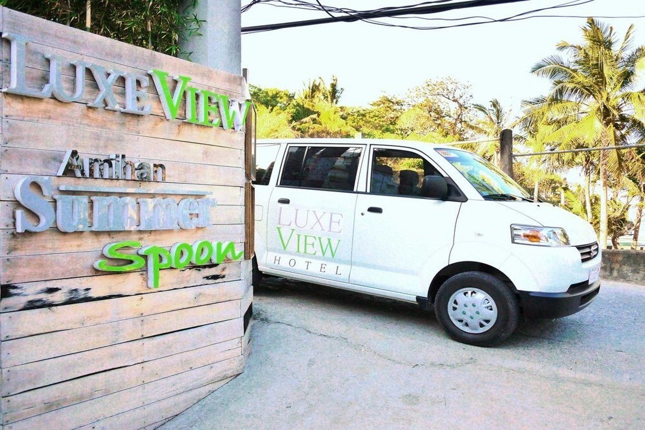 Luxeview Hotel Balabag  Exterior photo